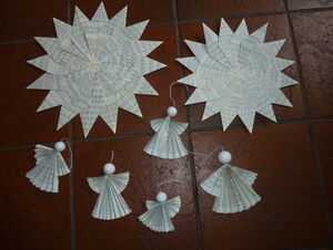 Sterne aus alten Gesangbuchblättern