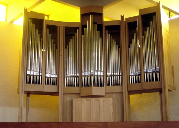 Die Orgel in St. Petrus Die Orgel in St. Petrus